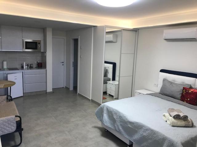 Coral Studio Vacation